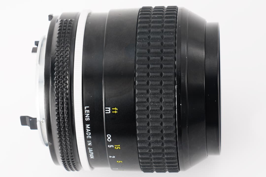 【極美品】動作◎ ニコン　Ai Nikkor 35mm F1.4 729
