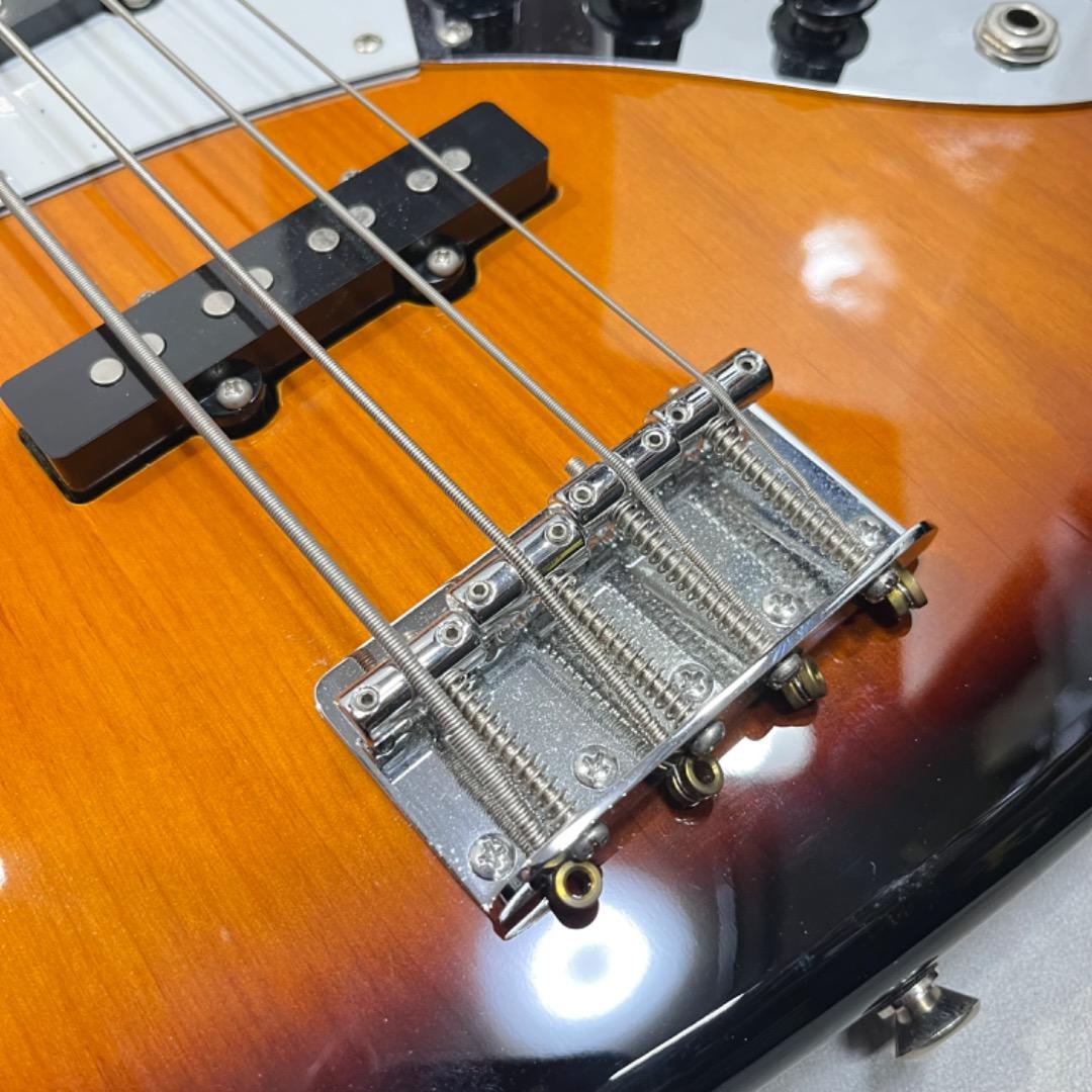 ベース Squier by Fender Affinity Jazz Bass
