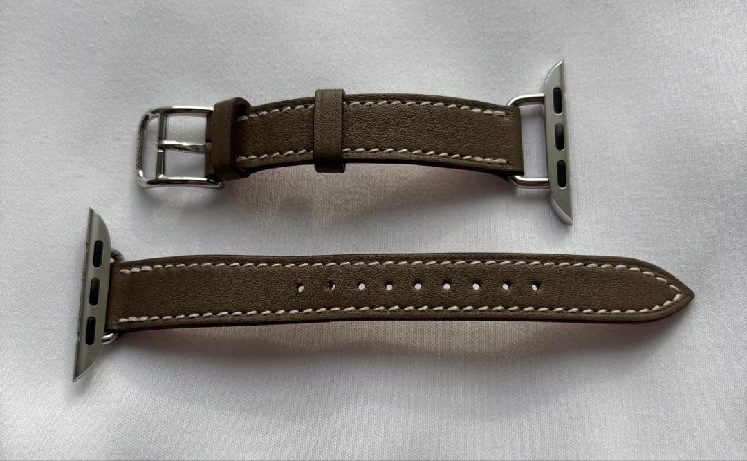 Apple WatchのHERMESバンド。エトゥープ。シンプルトゥール。