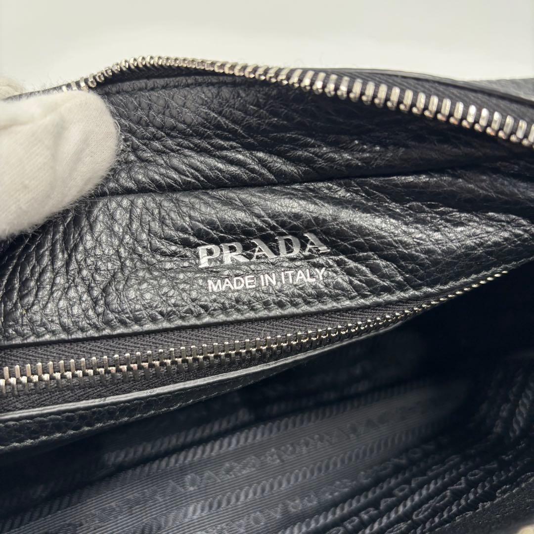【極美品】 PRADA プラダ ショルダーバッグ ヴィッテロ ブラック 黒