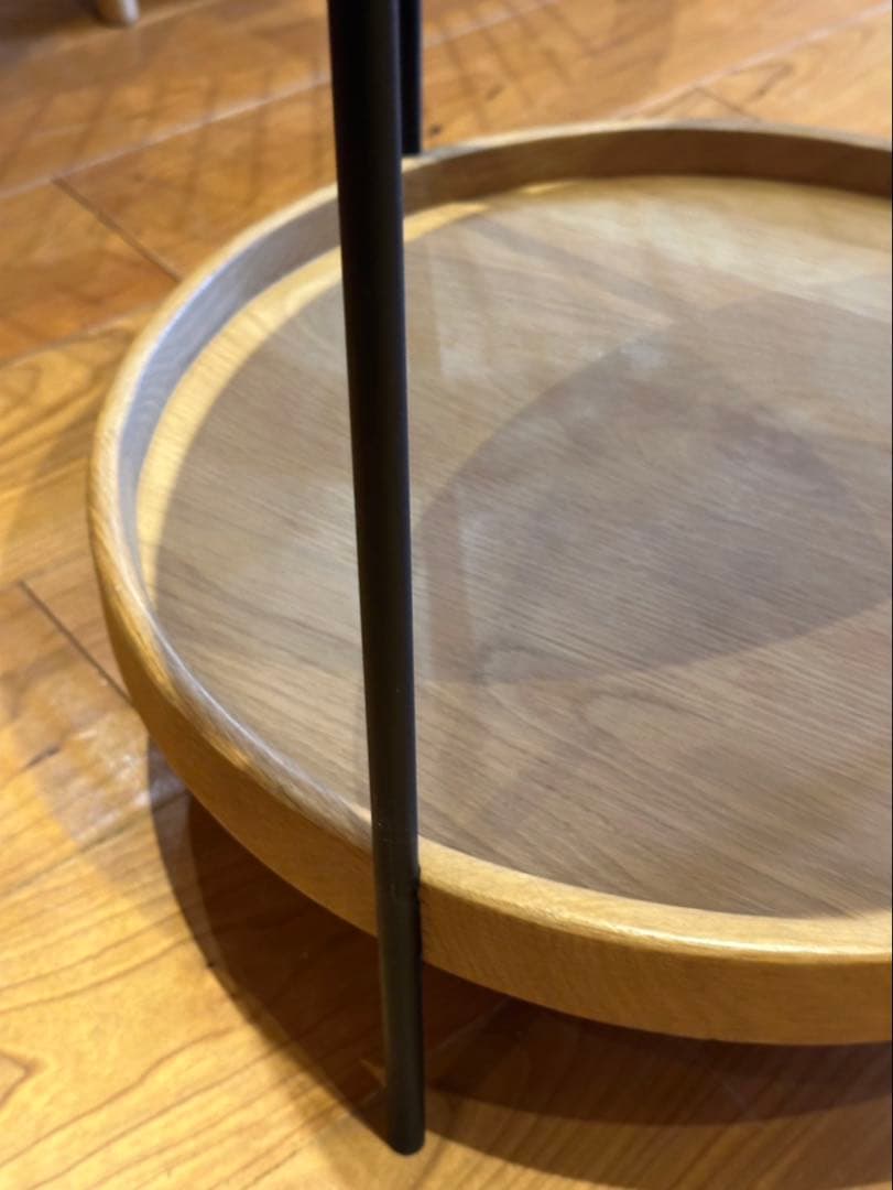 フムラ　HUMLA エンドテーブル moda en casa Sketch