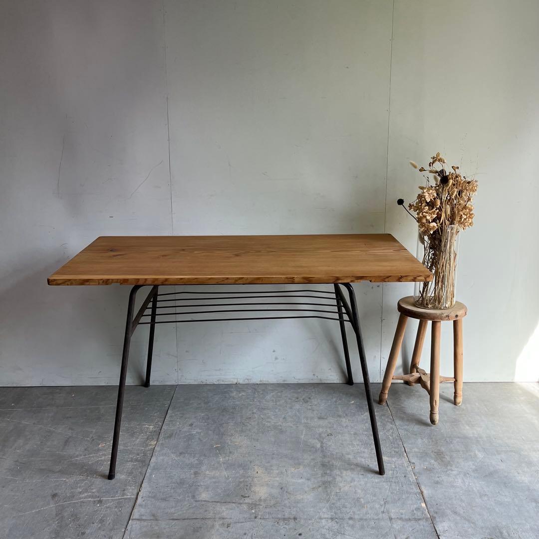 アンティーク アイアン テーブル 古材 一枚板 鉄脚 z542