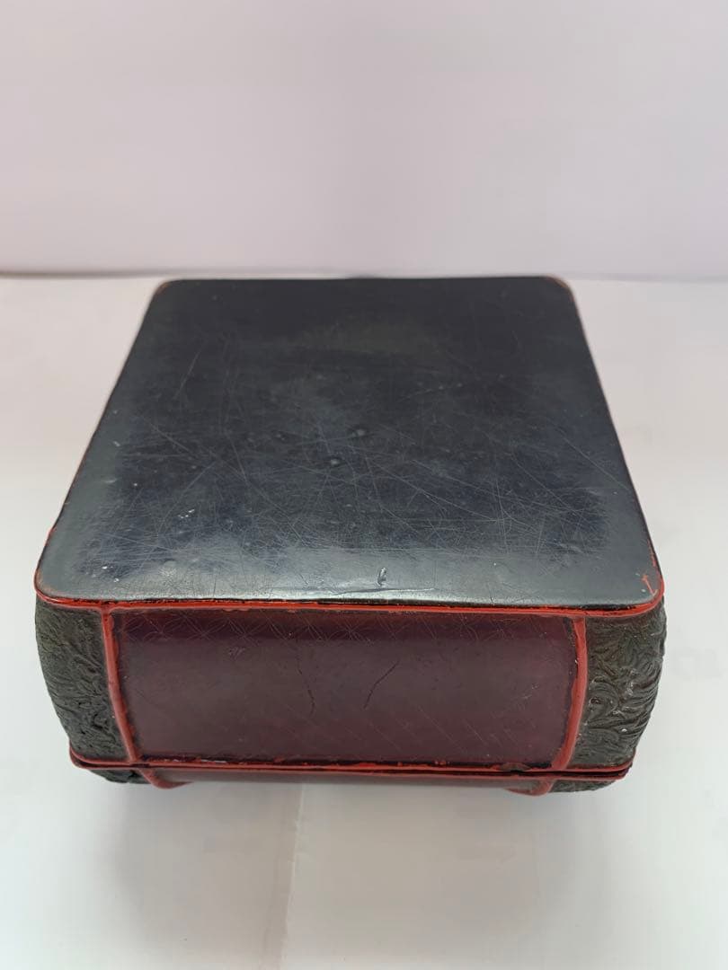 中国美術　堆漆細工刻『人物物語文』蓋物 木製漆塗 菓子器唐物茶道具