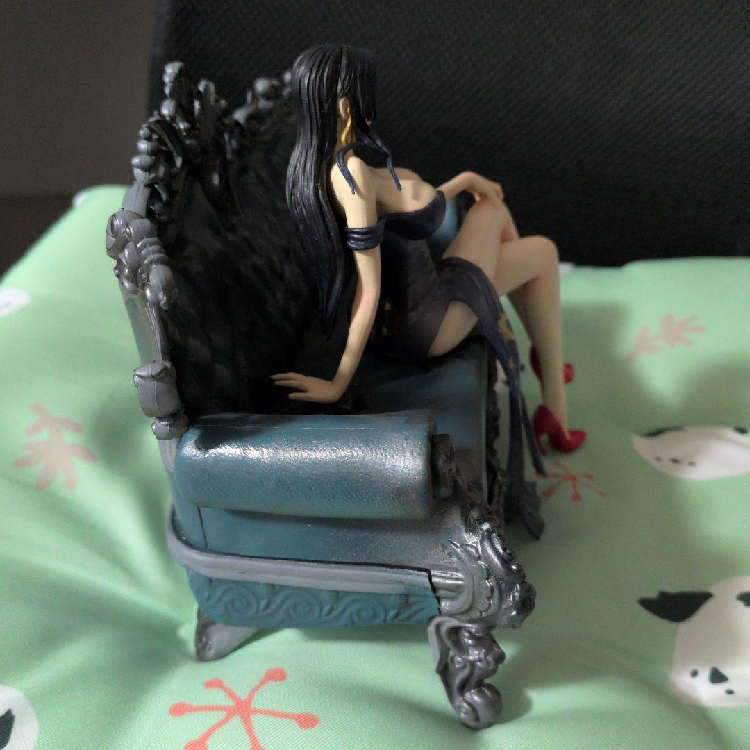 ONE PIECE　ボア・ハンコック　海外製フィギュア