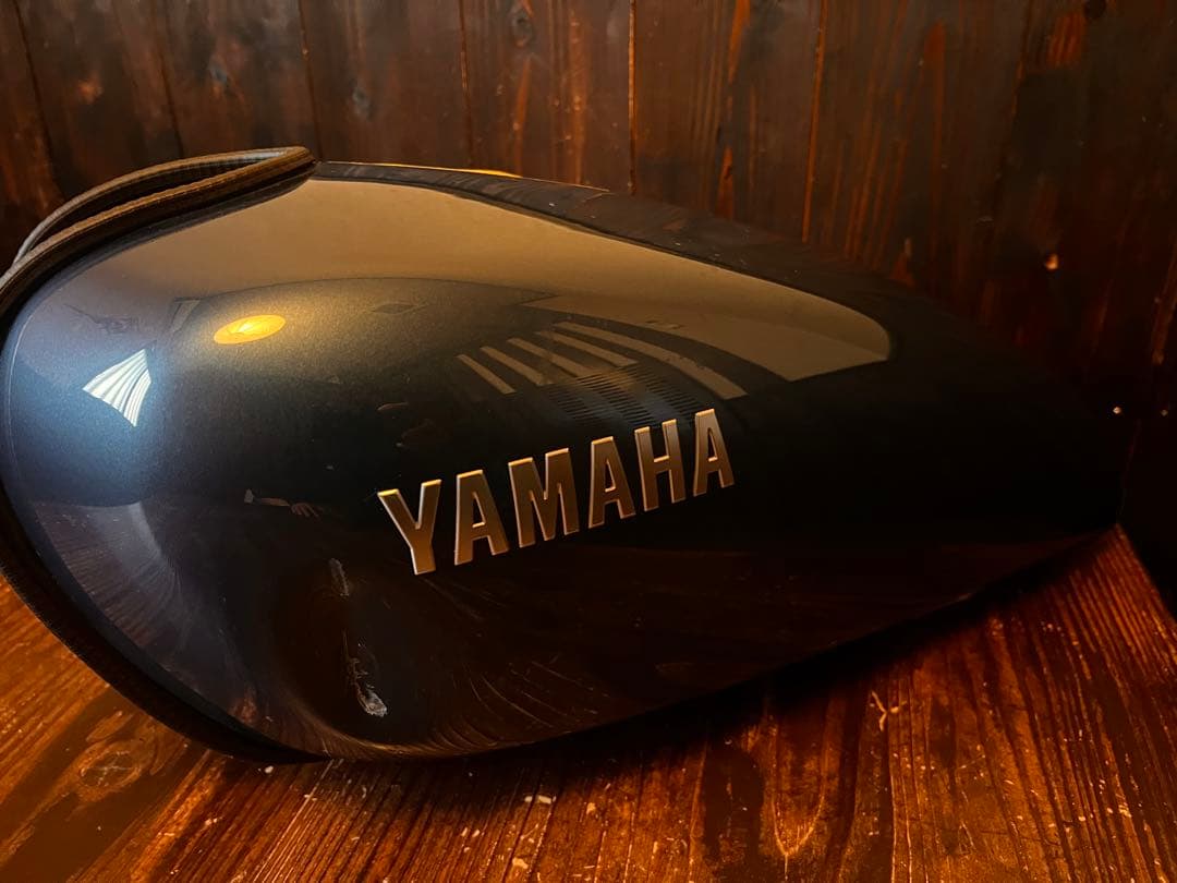 YAMAHA バイクタンク　sr400
