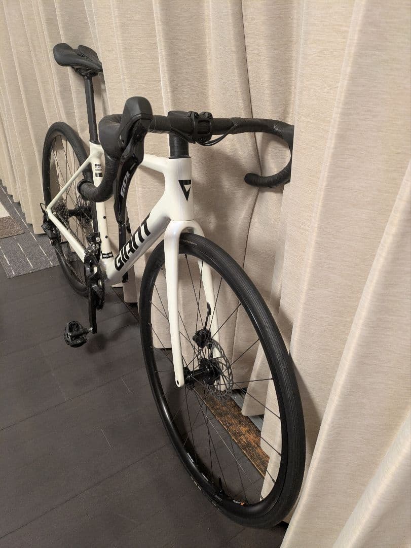 ジャイアント GIANT TCR Advanced 2 KOM 2025モデル