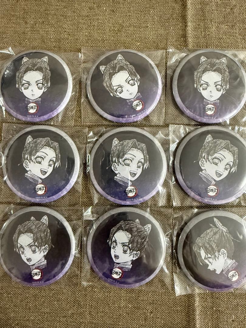 鬼滅の刃 胡蝶しのぶ(幼少期)ダイニング お楽しみくじ 缶バッジ