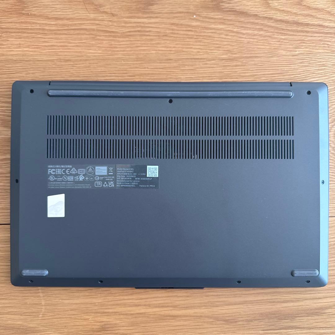 その他ノートPC本体 Lenovo IdeaPad Slim 570