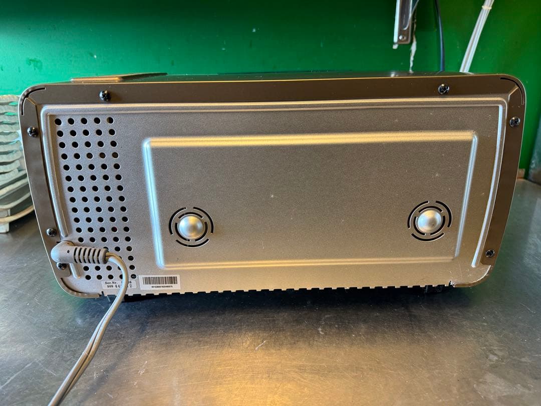 DeLonghi オーブン&トースター (ピザストーン付き)