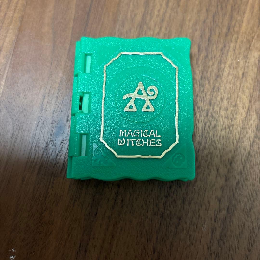 【入手困難】マジカルウィッチーズ　MAGICAL WITCHES 美品