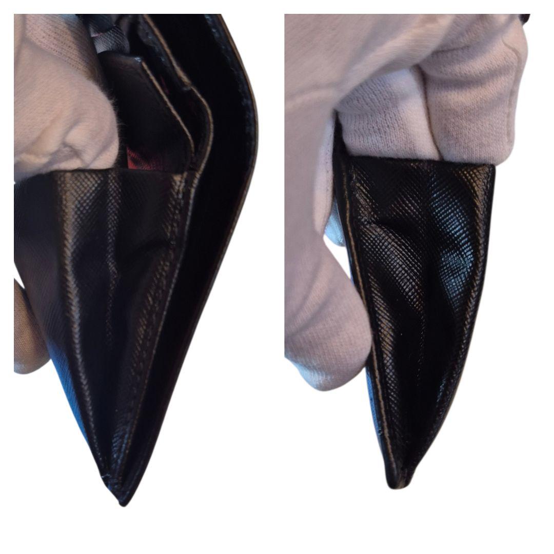 ＰＲＡＤＡ　プラダ　サフィアーノ　二つ折り財布　ブラック革