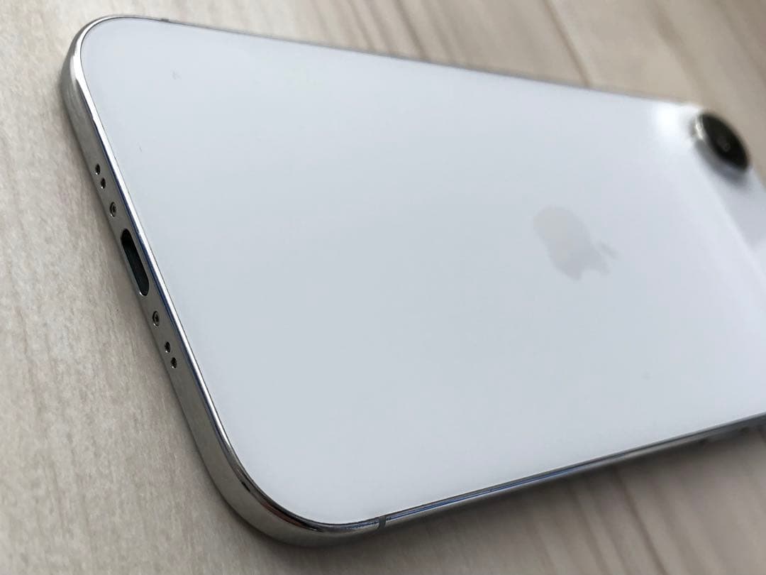 AppleCare+付！美品iPhone Air 256GB白