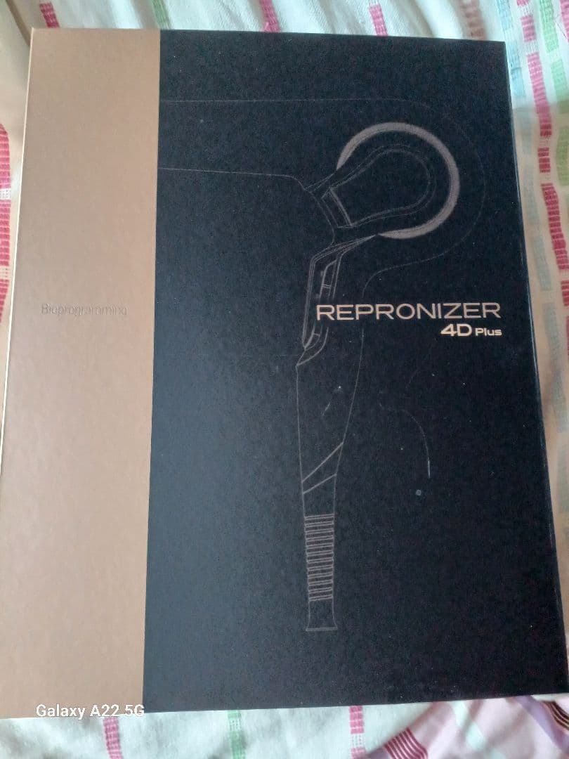 REPRONIZER 4D Plus ヘアドライヤー【未使用に近い】