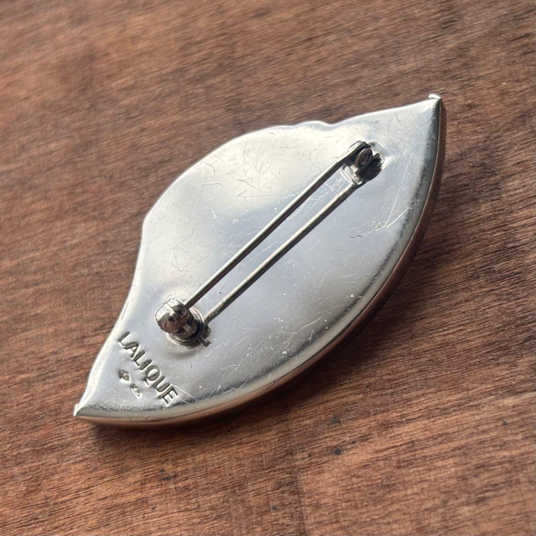 LALIQUE◎ シルバー925刻印カービングクリスタルブローチ◎ルネ・ラリック