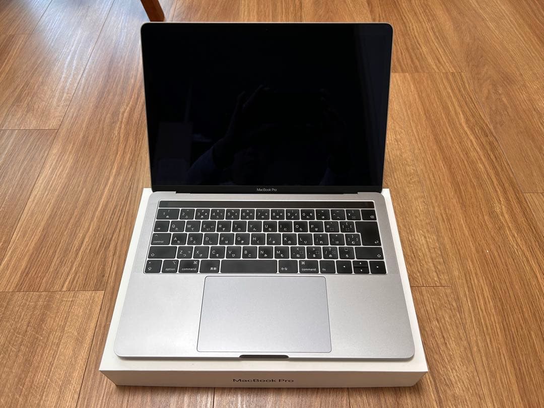 MacBook Pro 13インチ 2019 スペースグレー