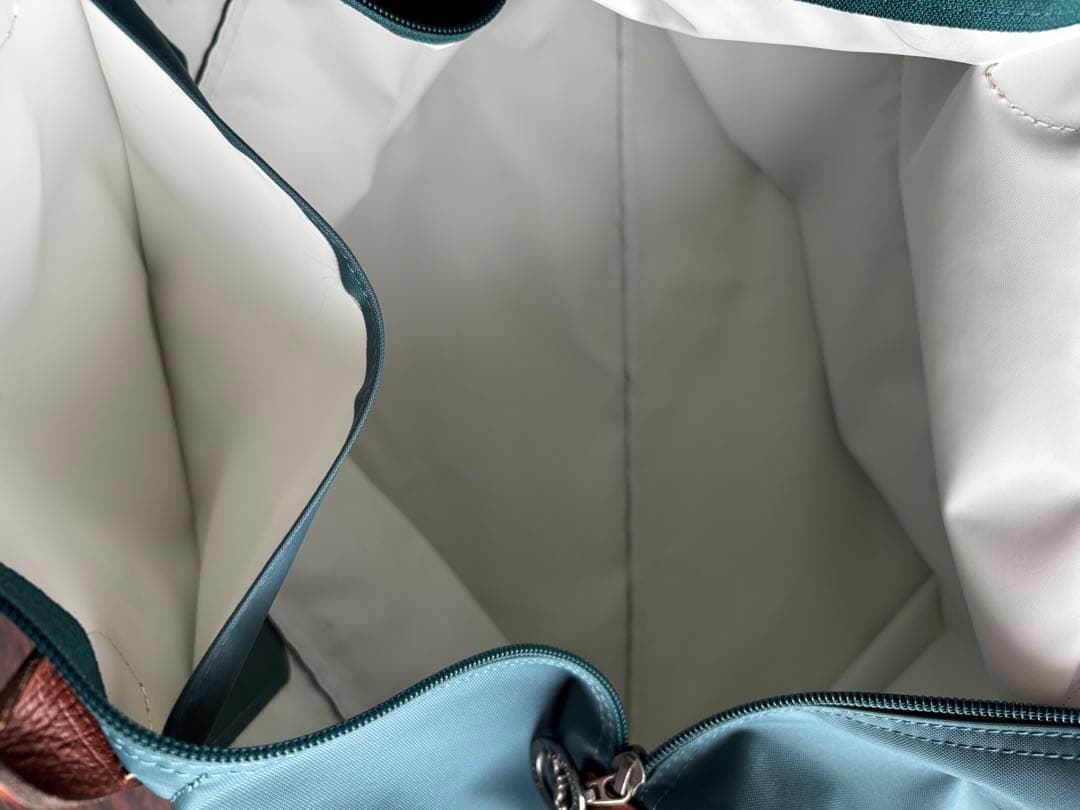 LONGCHAMP グリーントラベルバッグ