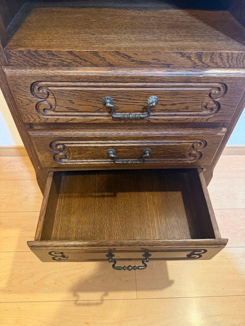 【】三越　ブルージュオーク材 サイドチェスト　電話台　ルーマニア