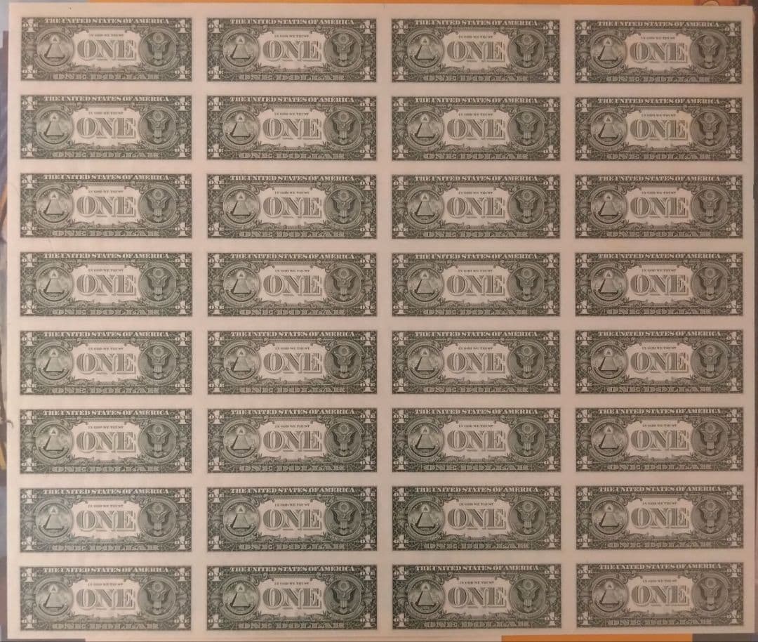 米ドル １ドル紙幣シート 32枚 未裁断 アメリカ 1ドル札 コレクション品