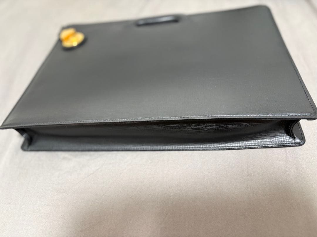 バーバリーBURBERRY美品レザーブリーフケースビジネスバッグクラッチバッグ