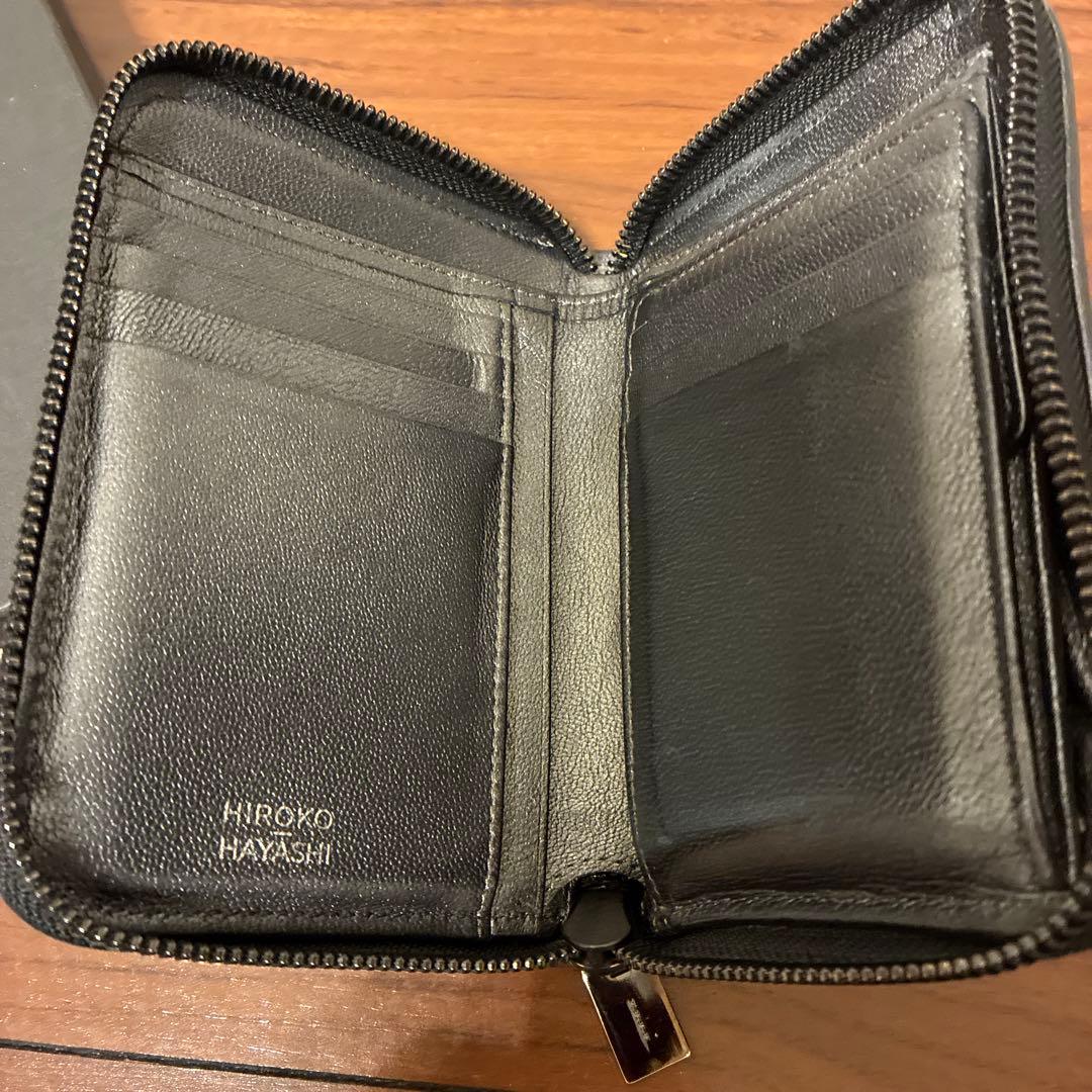ヒコロハヤシ　二つ折り財布