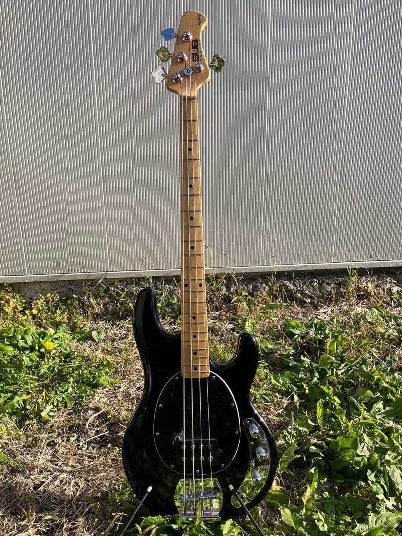 Sterling by Music Man SUB 4弦エレキベース