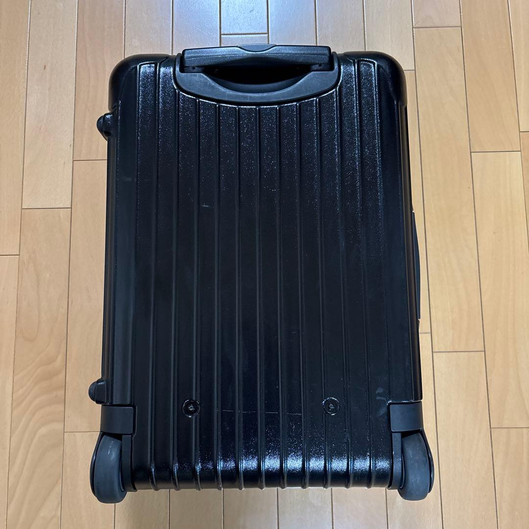 リモワ　サルサ　機内持ち込みサイズ