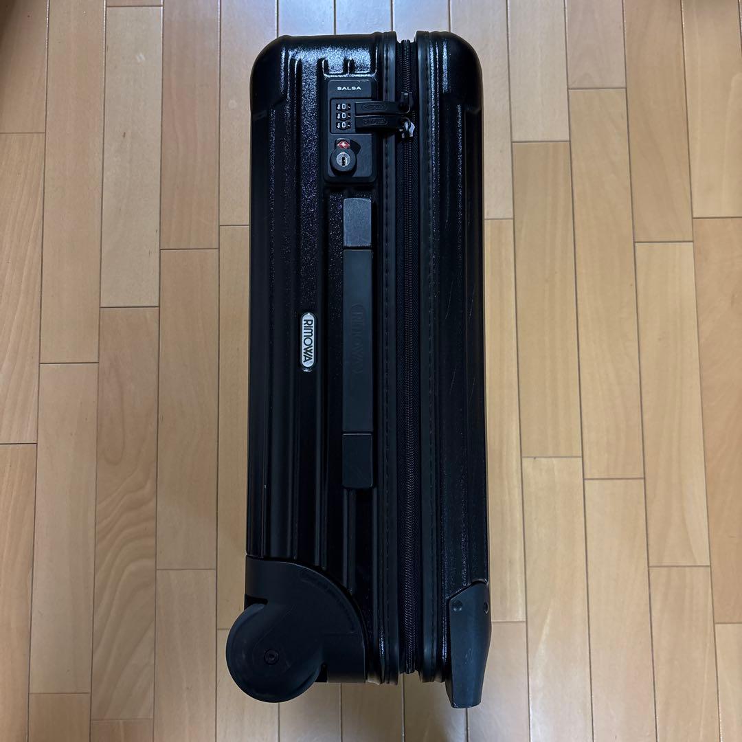 リモワ　サルサ　機内持ち込みサイズ