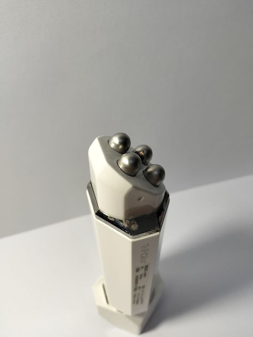 TRIPOLLAR pose トライポーラ式RF ボディケア美顔器 ホワイト