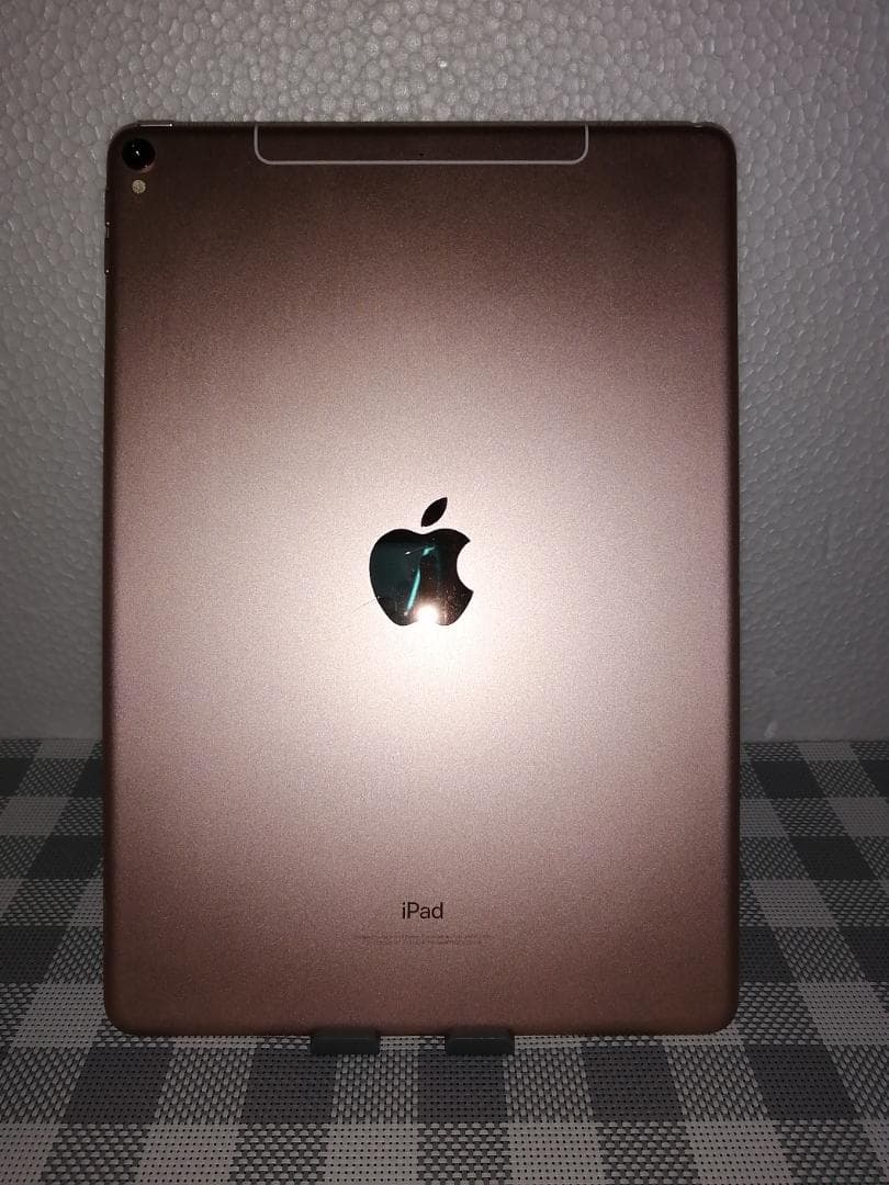 iPad Pro 10.5インチ 64GB MQF22J/A 国内版SIMフリー