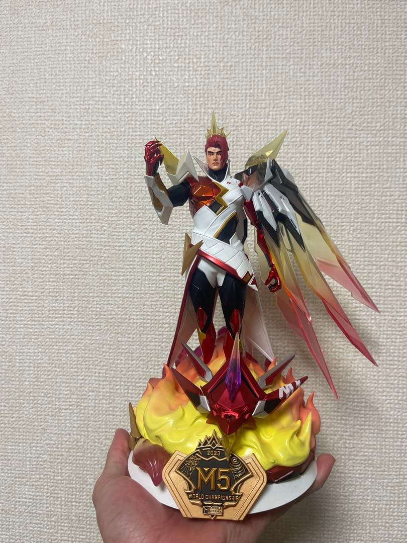 Yu Zhong COSMIC DRAGON フィギュア