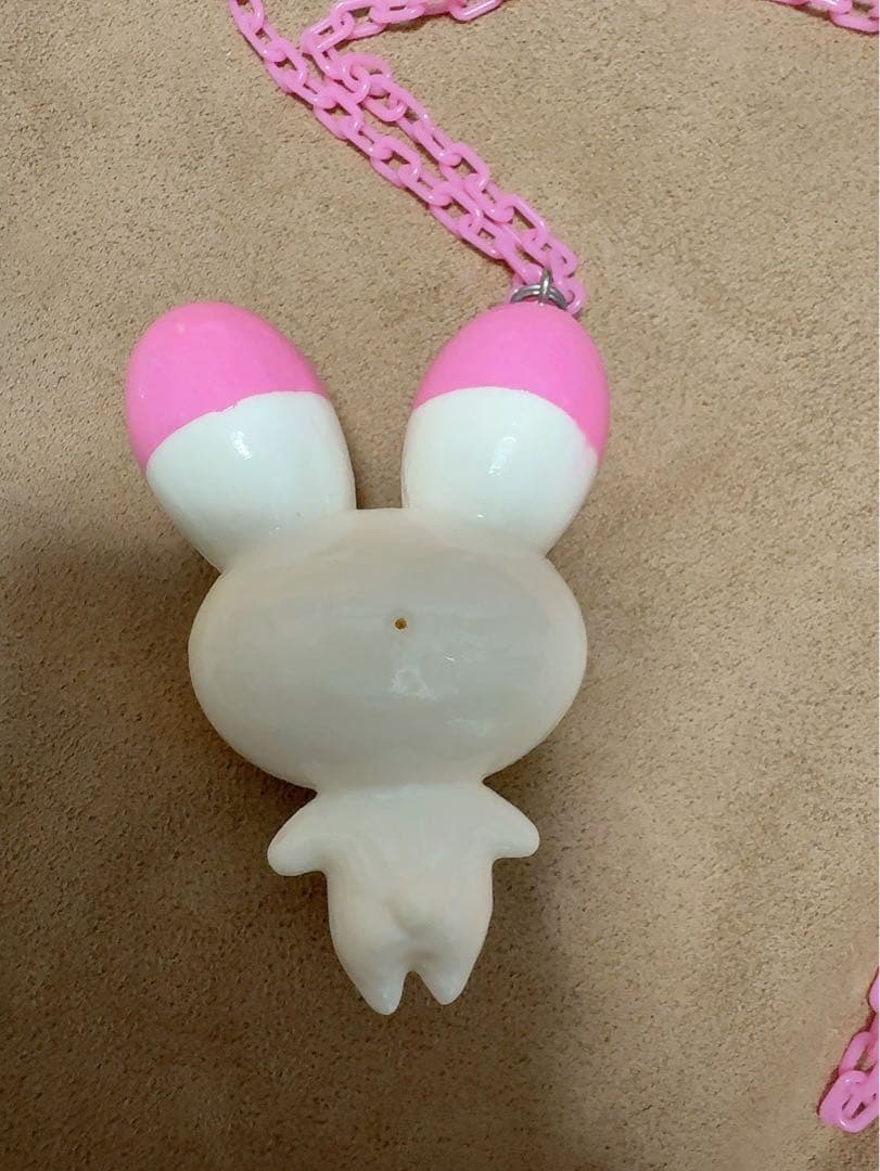 メンヘラチャン うさたん フィギュアネックレス