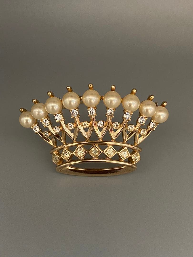 lotuscloud 2510⭐️TRIFARI トリファリ ヴィンテージブローチ