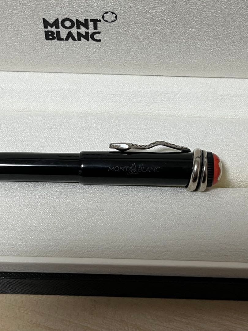 m*e様 モンブラン ヘリテイジコレクション ルージュ&ノワール ボールペン