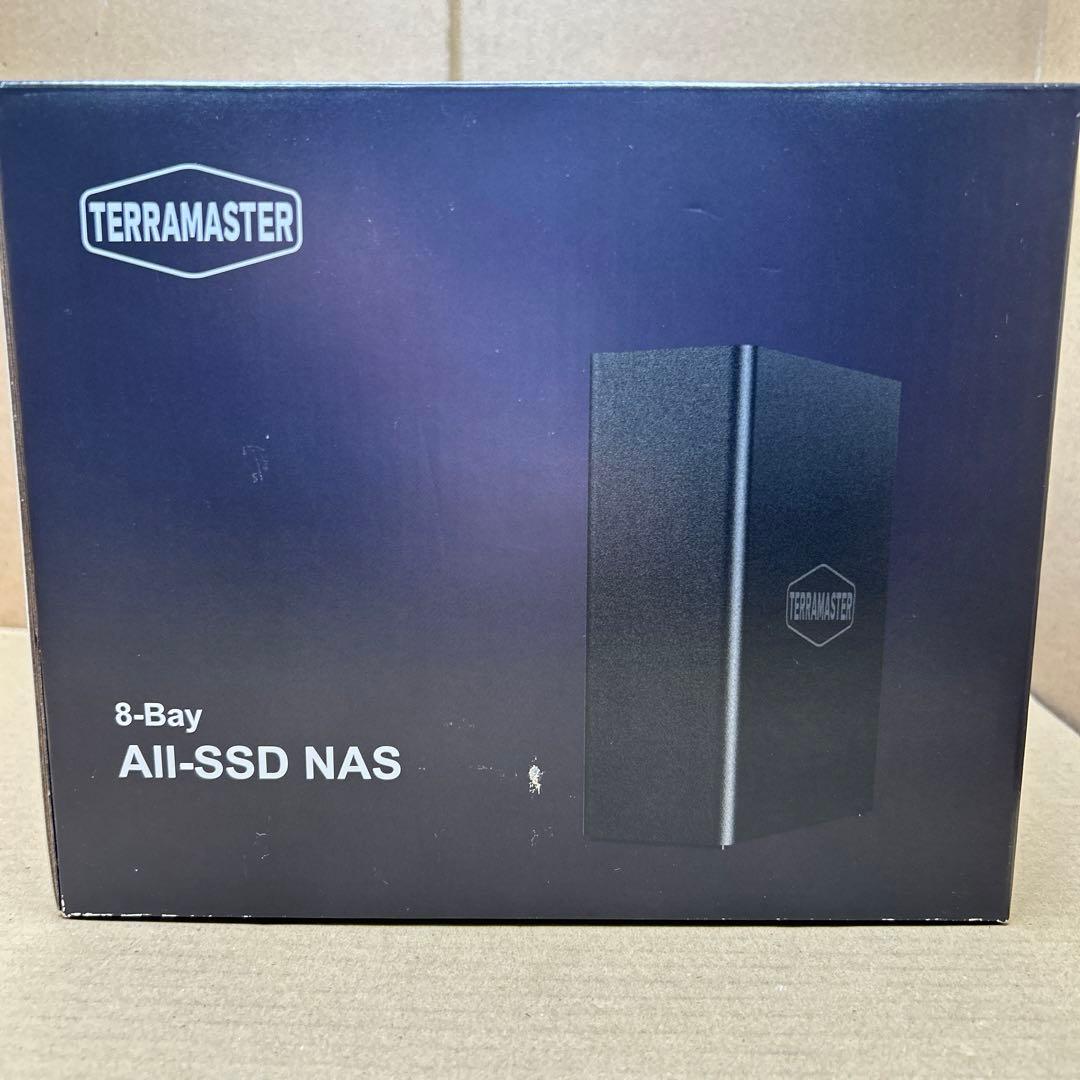 TERRAMASTER テラマスター F8 SSD Plus