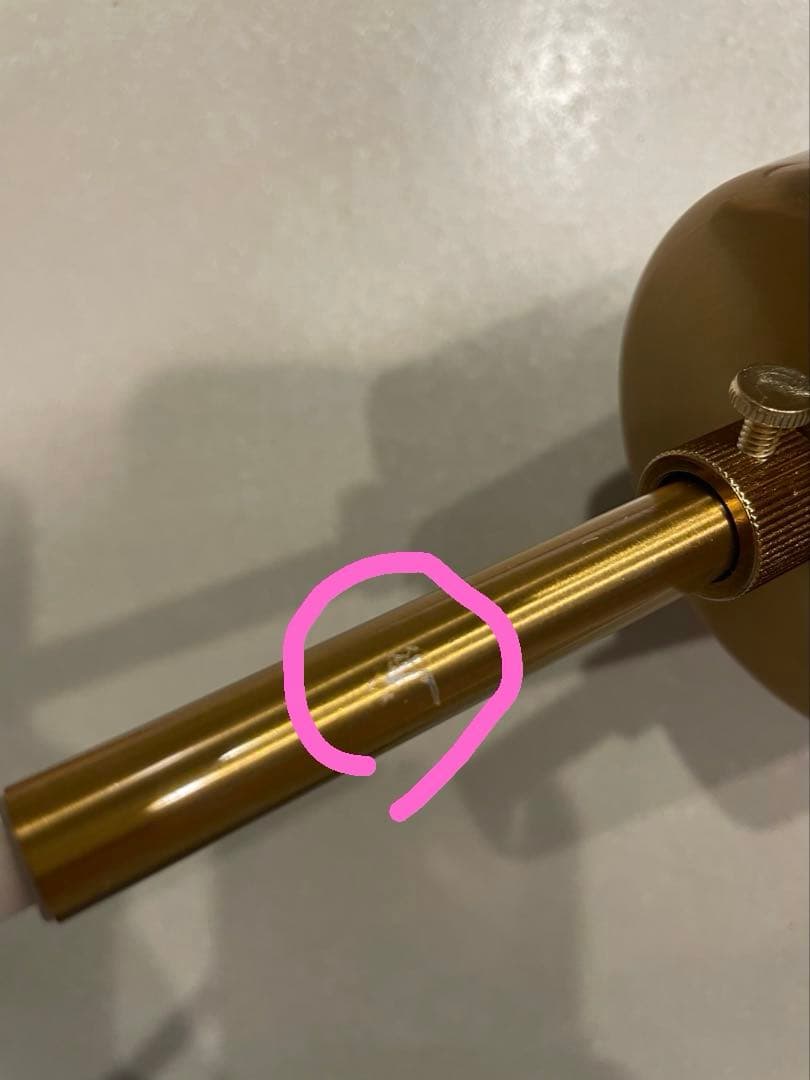 半透明ガラスと大理石の オーバル ペンダントライト