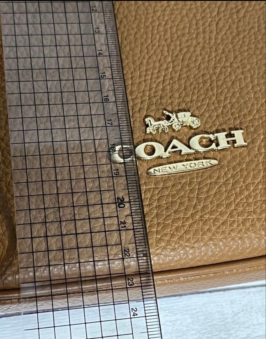 [美品] コーチ　coach ショルダーバッグ　アウトレット