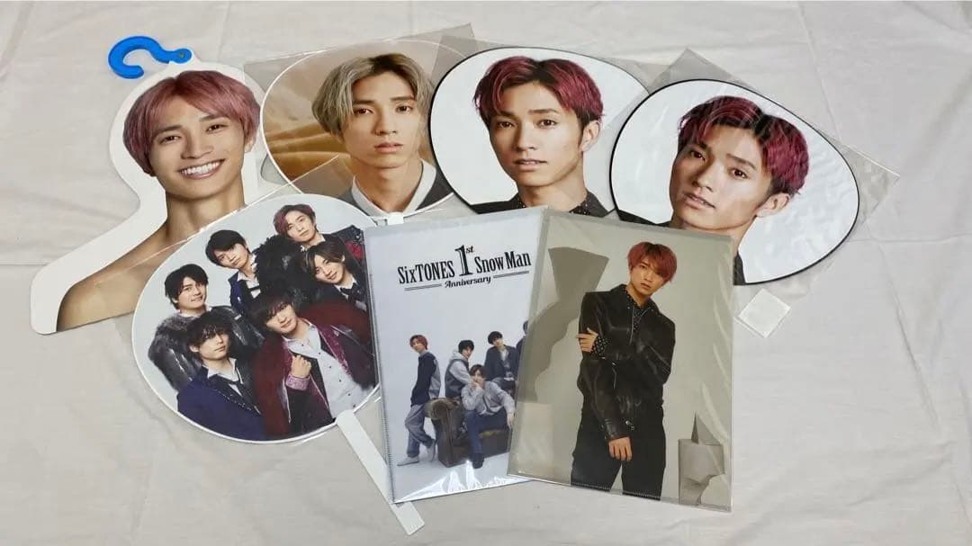 SixTONESグッズセット
