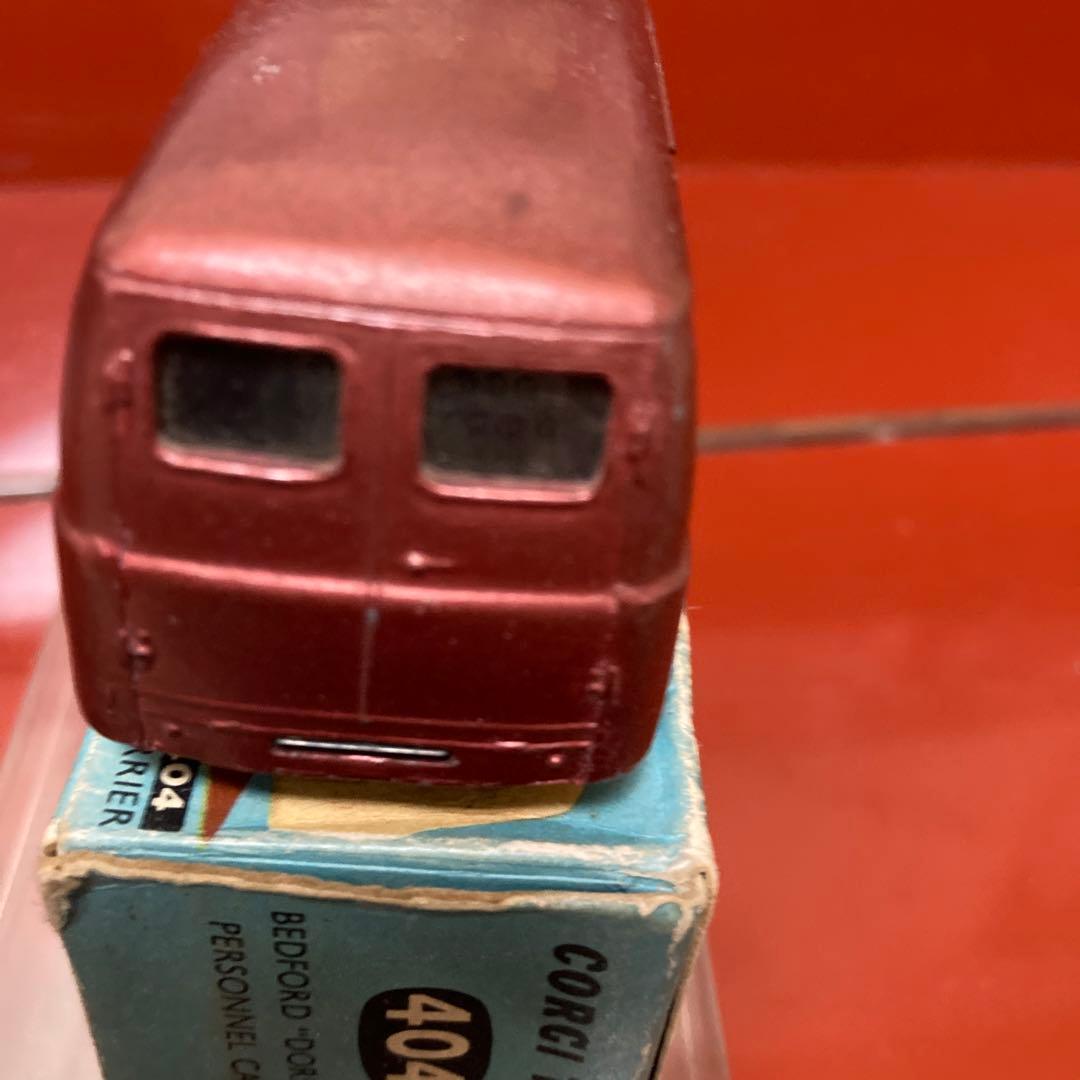 Corgi Toys 404 Bedford Dormobile ミニカー