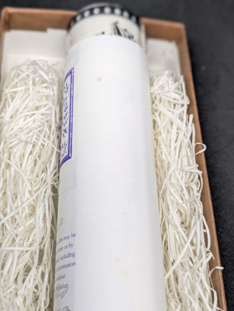 鳩山郁子　豆本と、サイン入りCAMERA Ｄａｙｓのフィル厶、（上箱無し）ら２個