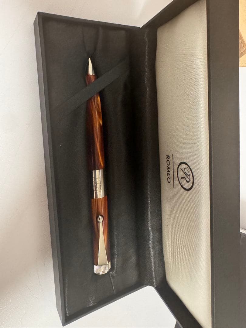 ロメオ No.3 イタリアンアンバー 太軸