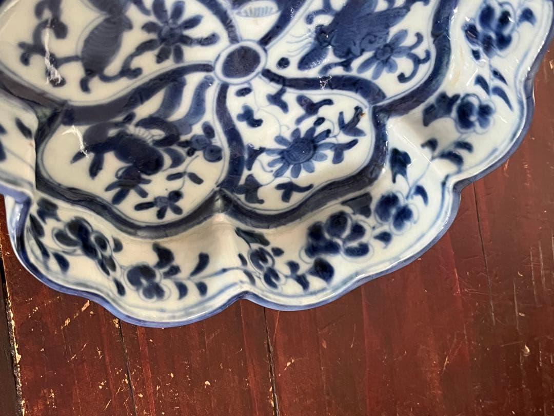 希少注文品　清朝期新渡　青花染付　輪花形捻り花　蝶虫　中国古玩　変形向付菓子鉢