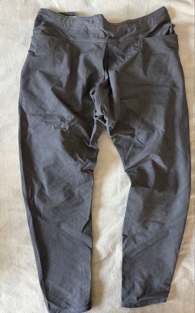 えみおわす　太チュリダーパンツ