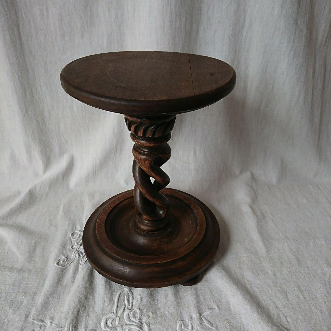 イギリスアンティーク 花台 ツイストレッグ