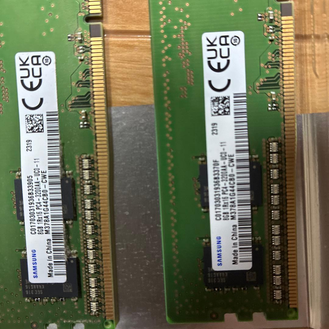 Samsung DDR4 8GB メモリ M378A1G44AB0-CWE