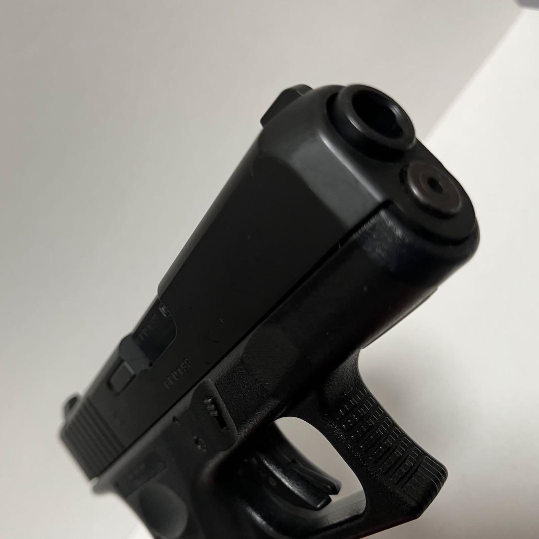 東京マルイ グロック26 Glock26 ガスブローバック マガジン2本付き