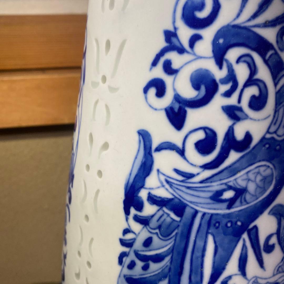 中国美術　蛍手染付花瓶　景徳鎮製