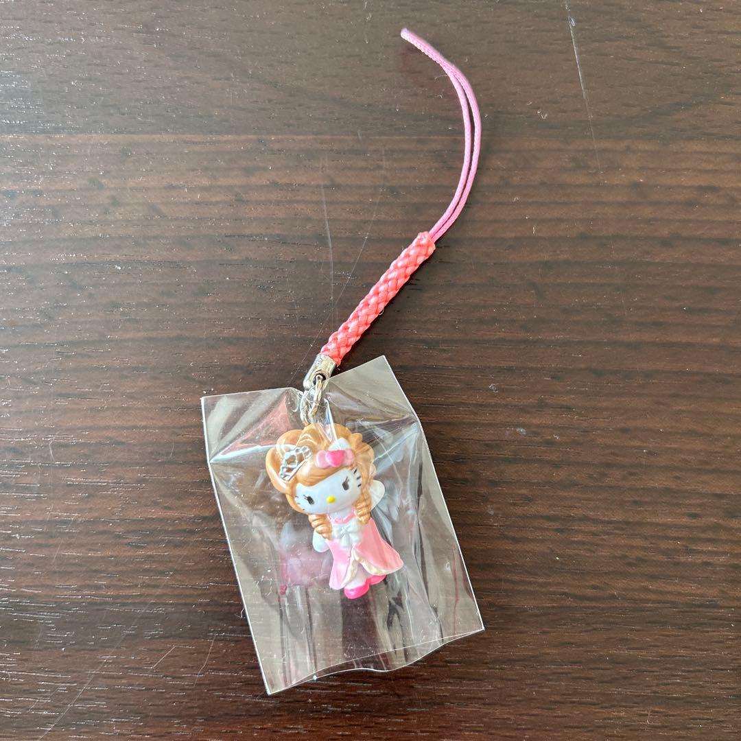 ハローキティ　根付け　コラボ　モモエリ