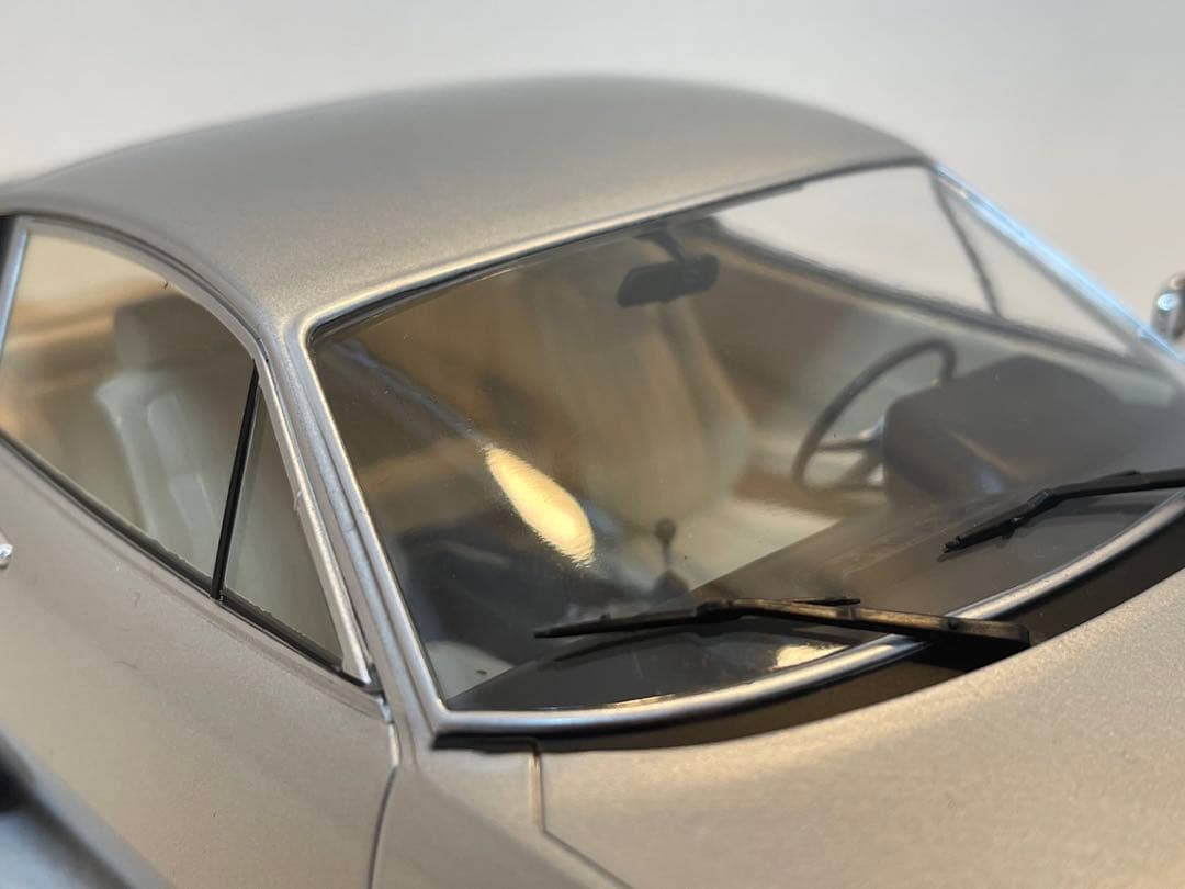 KK-scale 社製 1/18 フェラーリ365GTC/4！