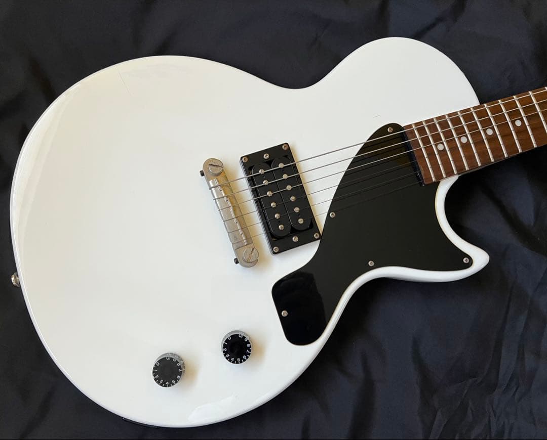 激レアカラーEpiphone Les Paul Junior ホワイトエピフォン