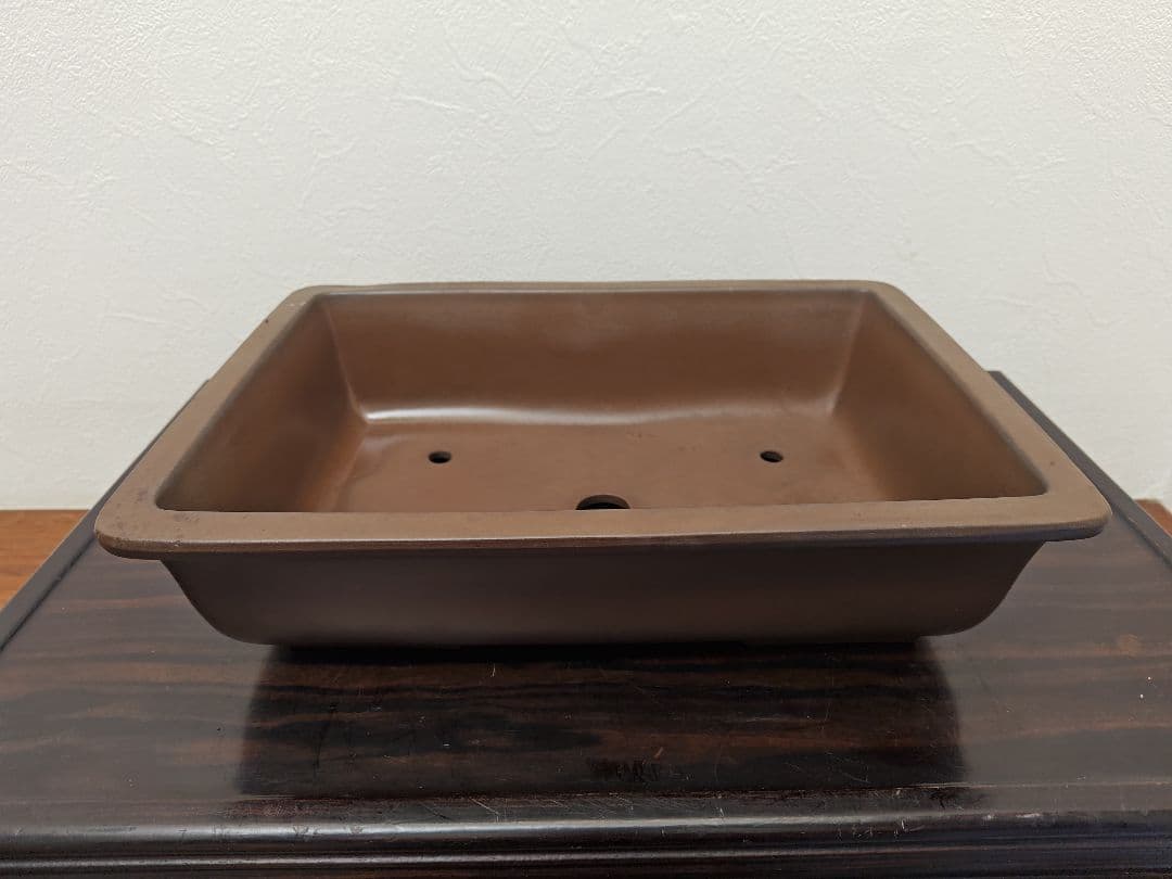 ブラウン 中型陶器盆栽鉢 長方形　落款　亀岡